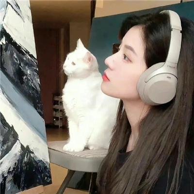 裸体的孩子